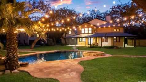 114 Massad Drive Pleasanton TX 78064
