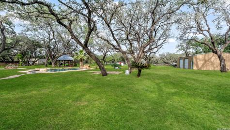 114 Massad Drive Pleasanton TX 78064