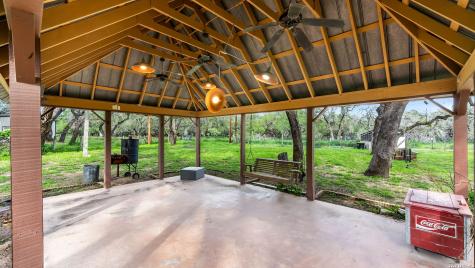 114 Massad Drive Pleasanton TX 78064