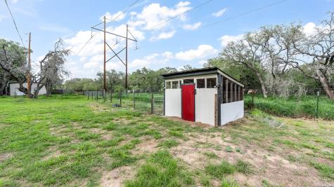 114 Massad Drive Pleasanton TX 78064