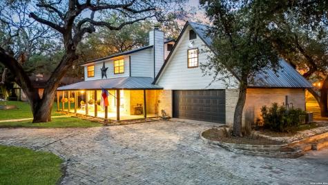 114 Massad Drive Pleasanton TX 78064