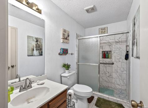16826 Winding Oak Drive San Antonio TX 78247