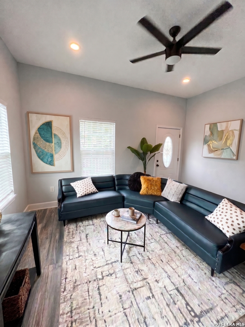 404 S Olive San Antonio TX 78203