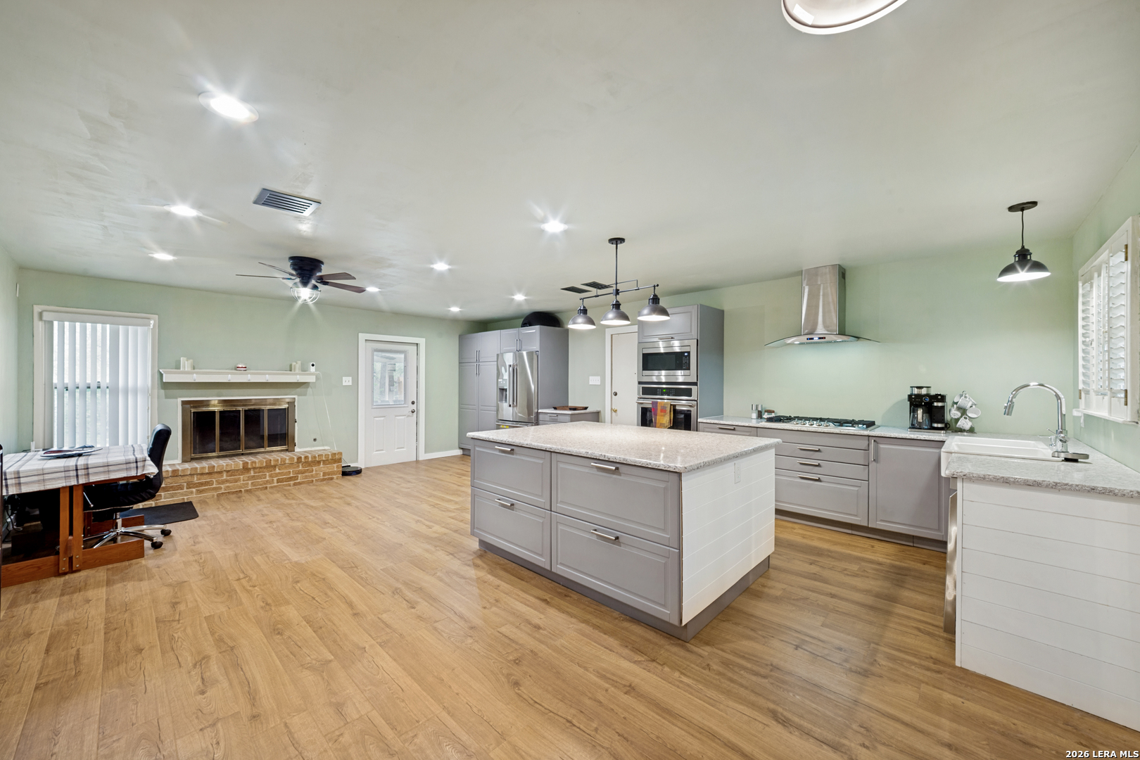 6534 Hoofs San Antonio TX 78240