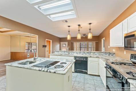 5421 Lockhill San Antonio TX 78240