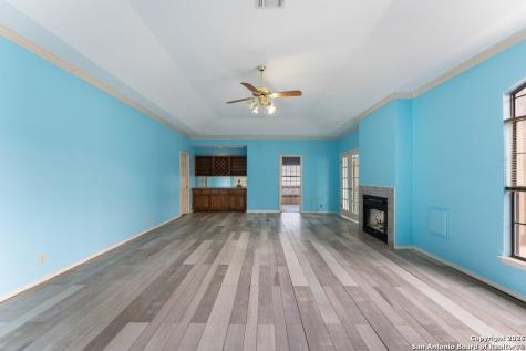 5421 Lockhill San Antonio TX 78240
