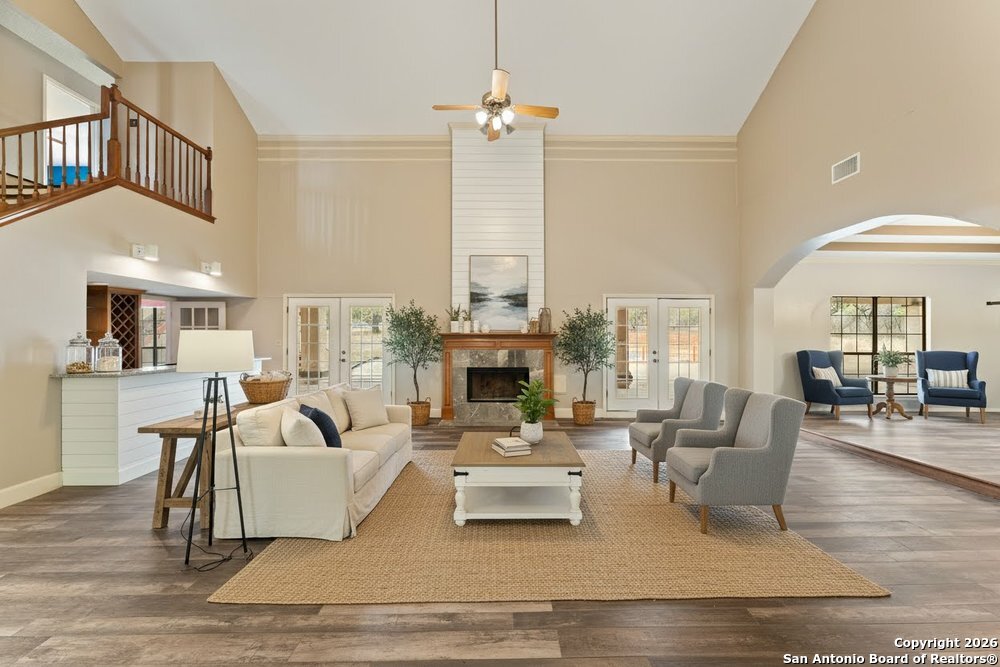 5421 Lockhill San Antonio TX 78240