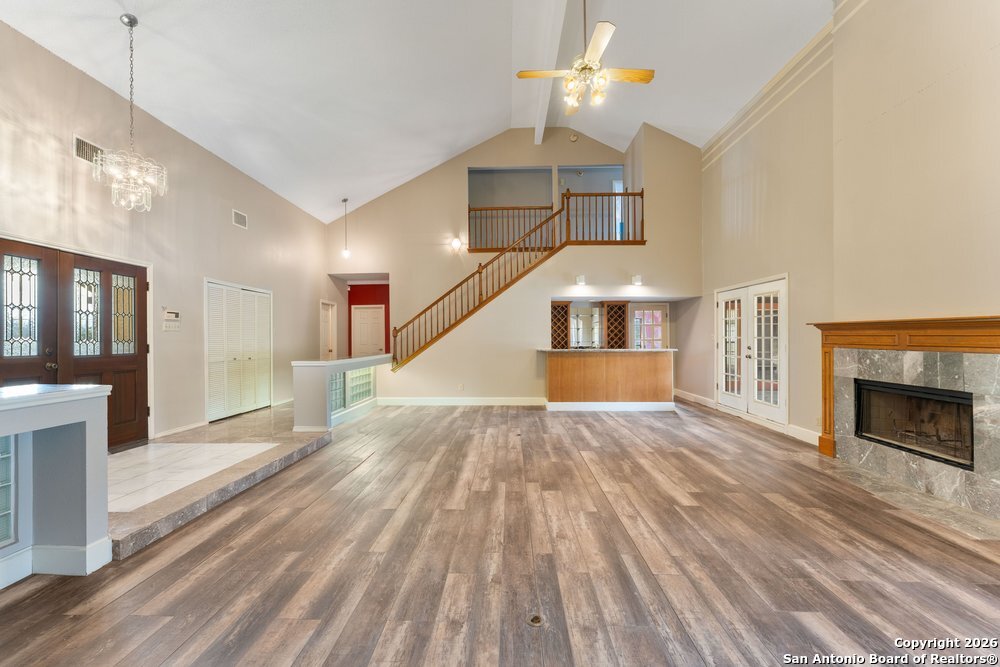 5421 Lockhill San Antonio TX 78240