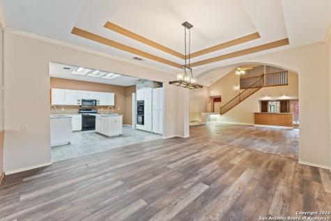 5421 Lockhill San Antonio TX 78240