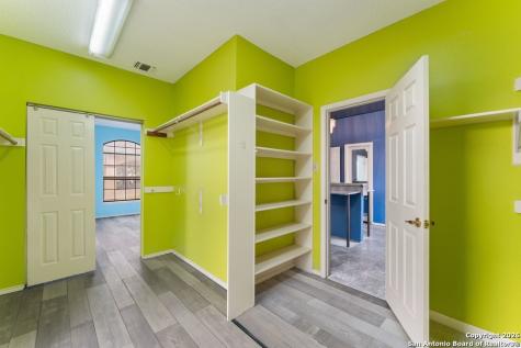5421 Lockhill San Antonio TX 78240