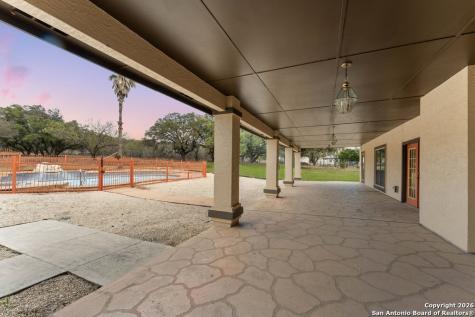 5421 Lockhill San Antonio TX 78240
