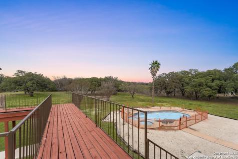 5421 Lockhill San Antonio TX 78240