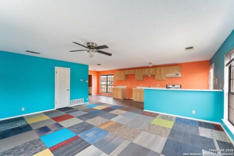 5421 Lockhill San Antonio TX 78240