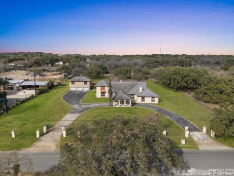 5421 Lockhill San Antonio TX 78240