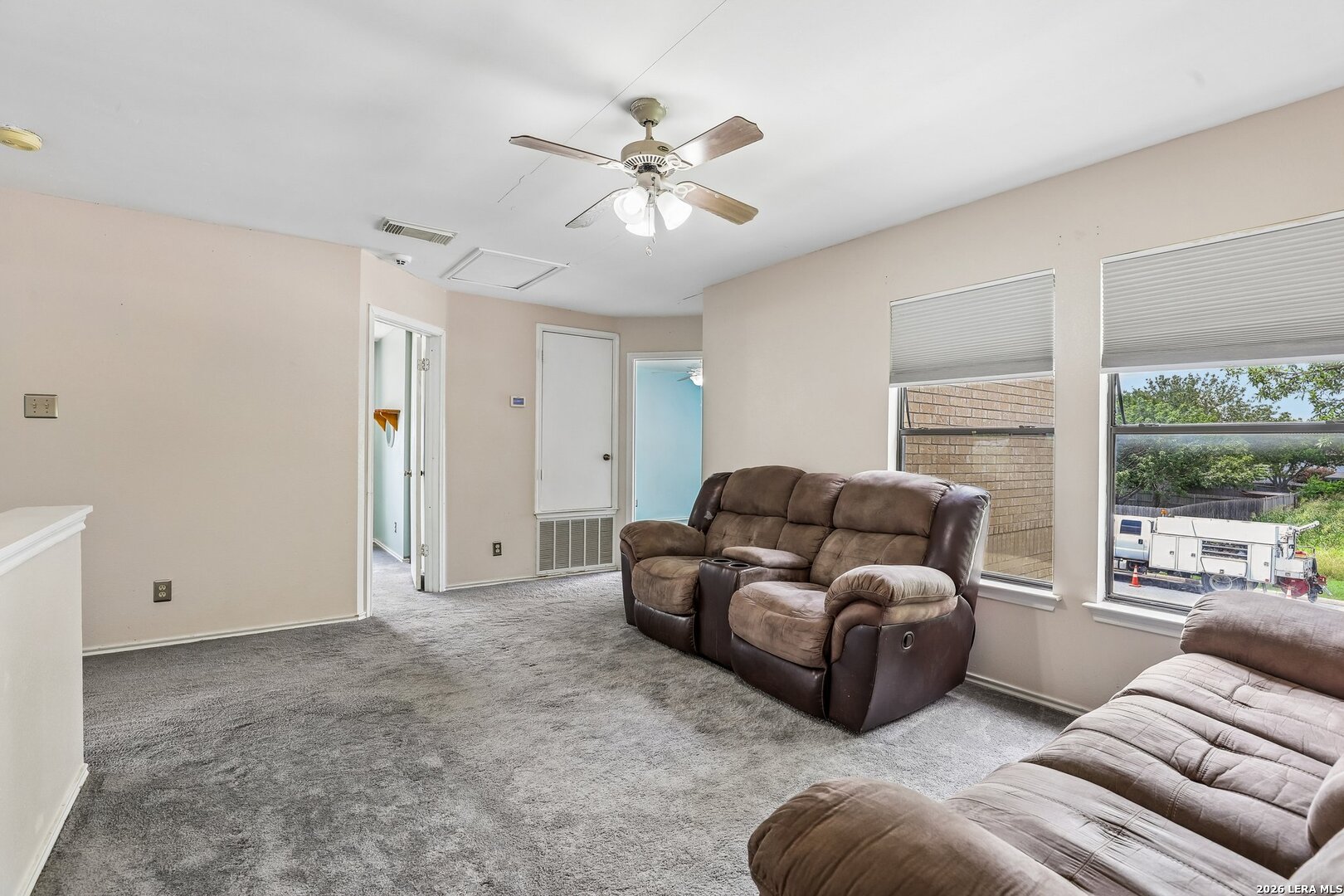 6711 Beech Trail Drive Converse TX 78109