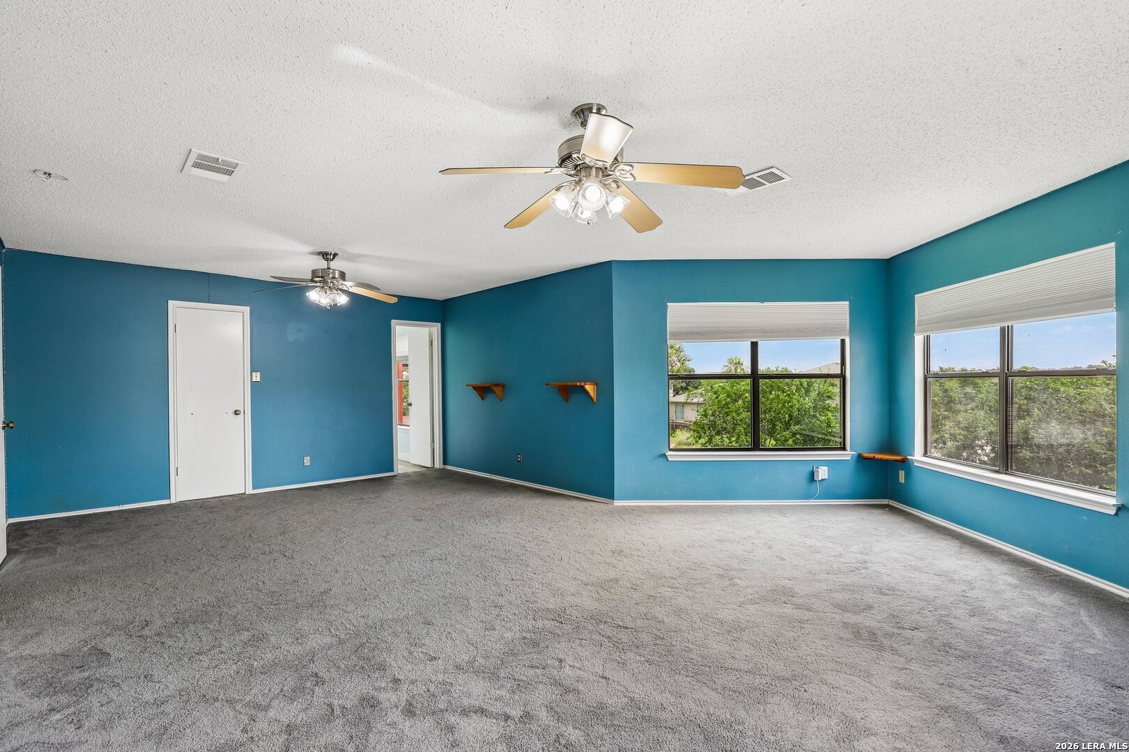 6711 Beech Trail Drive Converse TX 78109