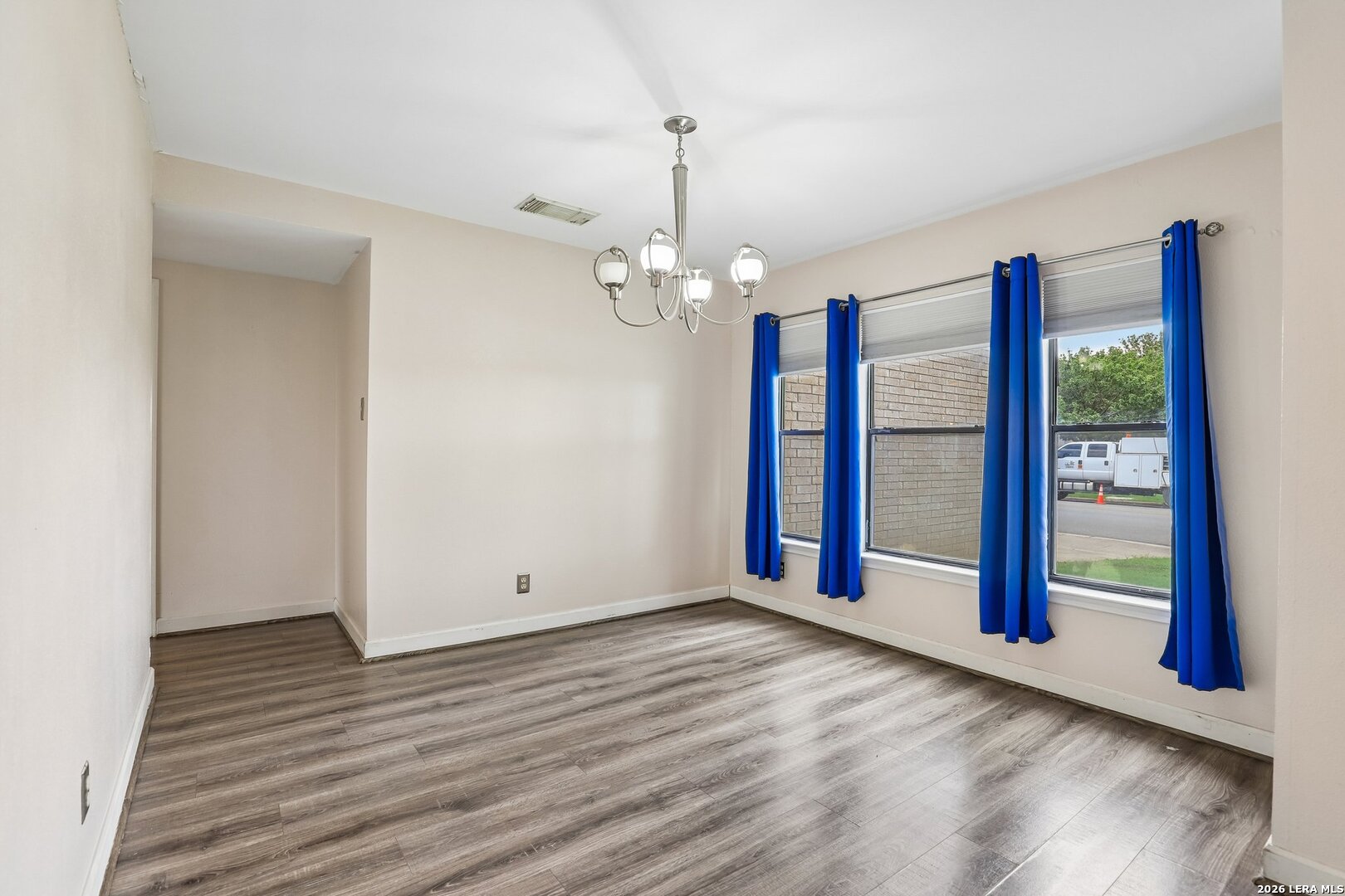6711 Beech Trail Drive Converse TX 78109