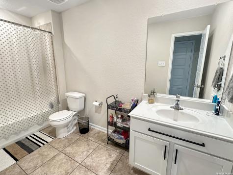 1906 Reserve New Braunfels TX 78130