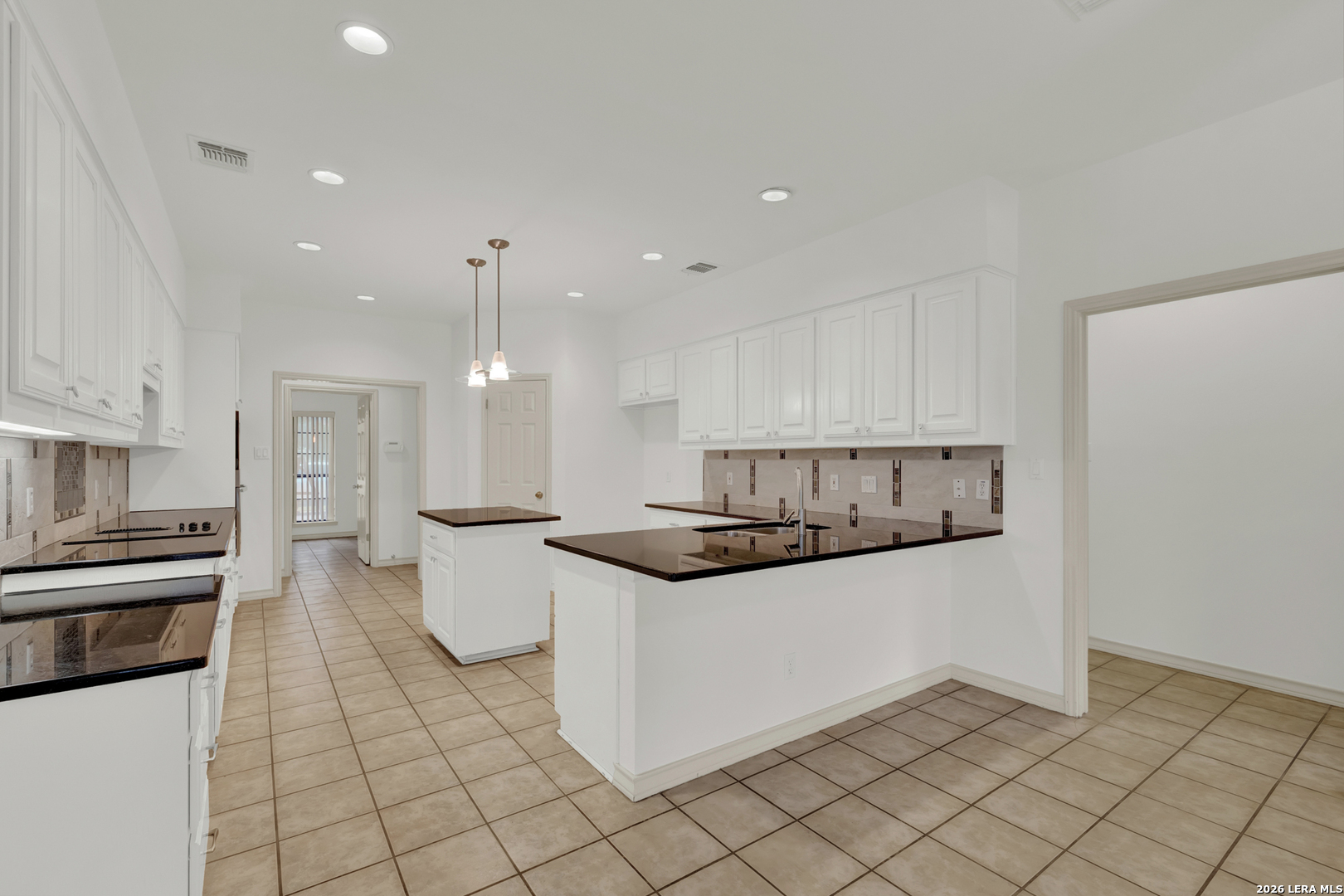 8472 Rolling Acres Trail Fair Oaks Ranch TX 78015