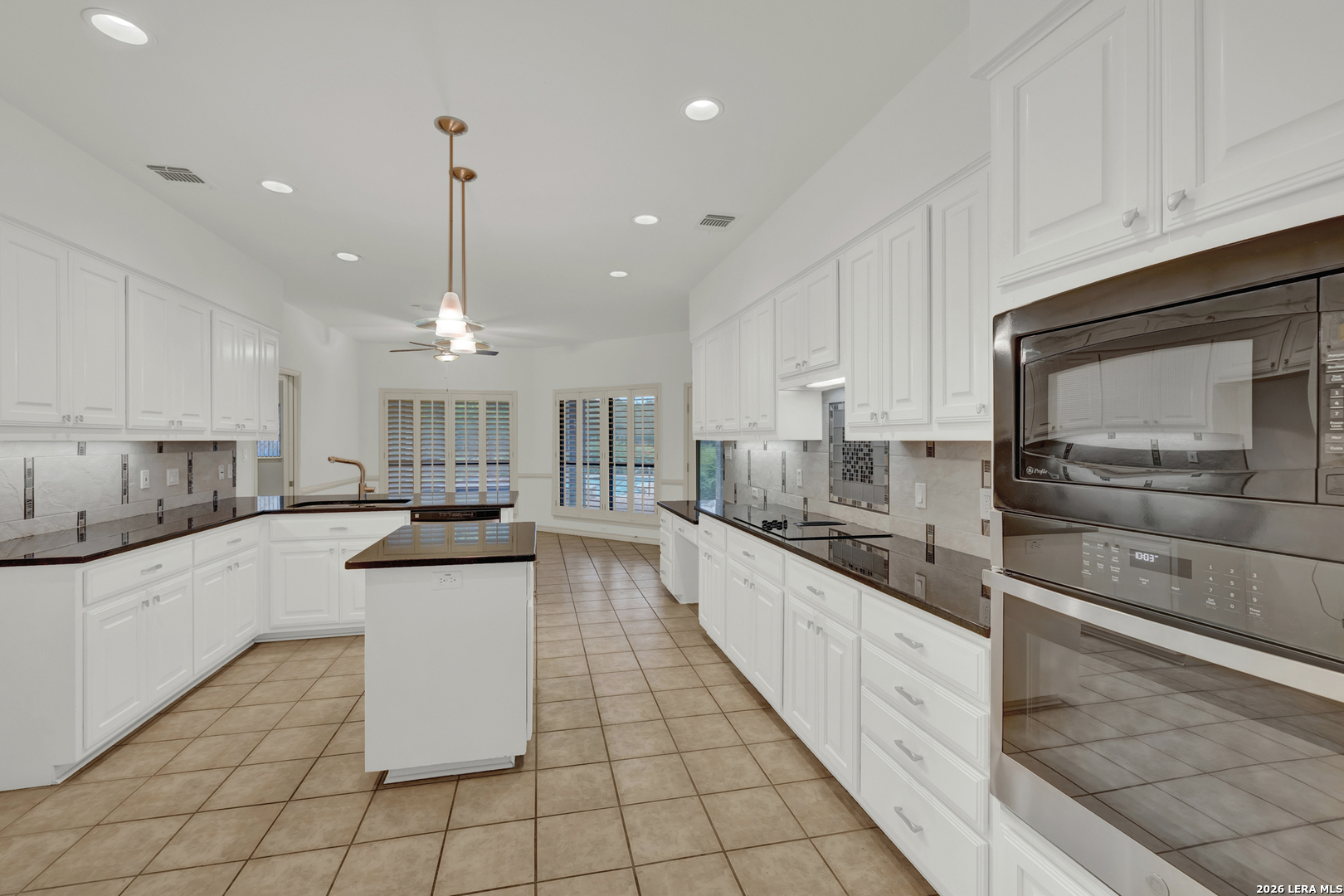 8472 Rolling Acres Trail Fair Oaks Ranch TX 78015