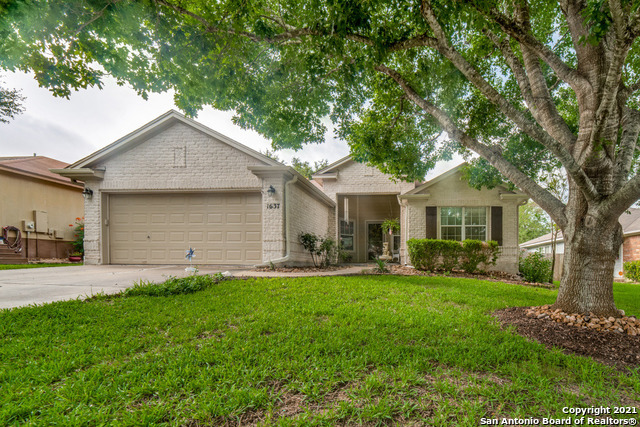 1637 Sunstone Circle New Braunfels TX 78130