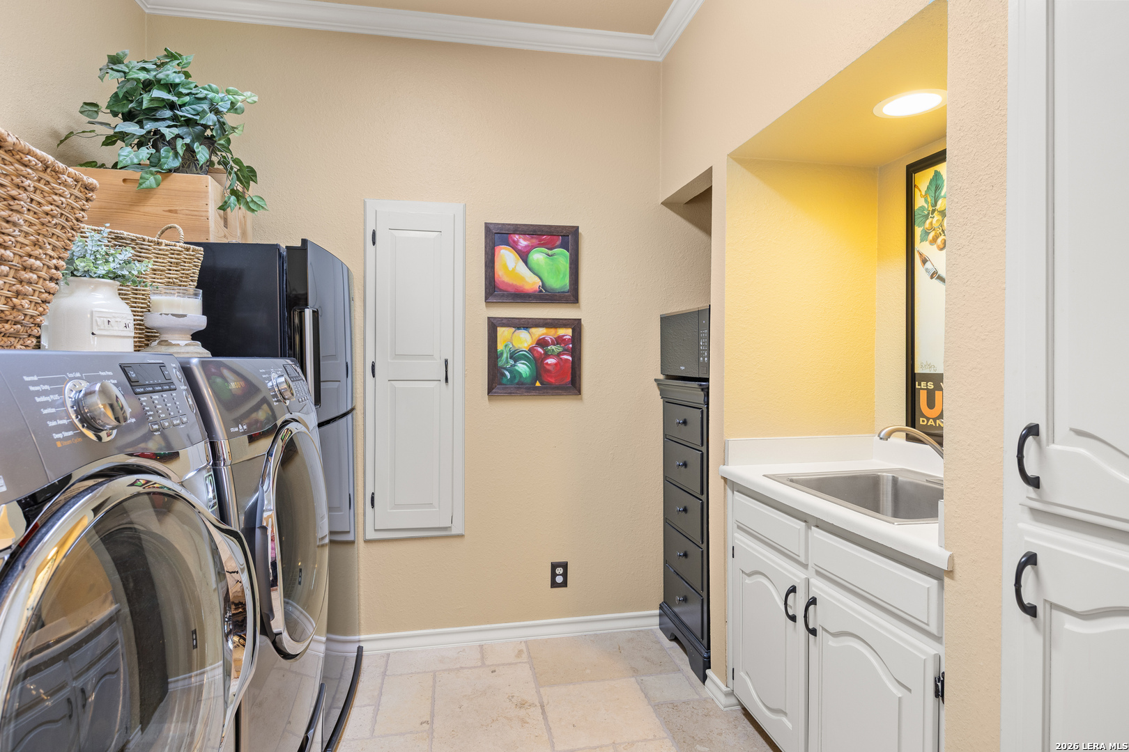 4123 Cliff Oaks San Antonio TX 78229