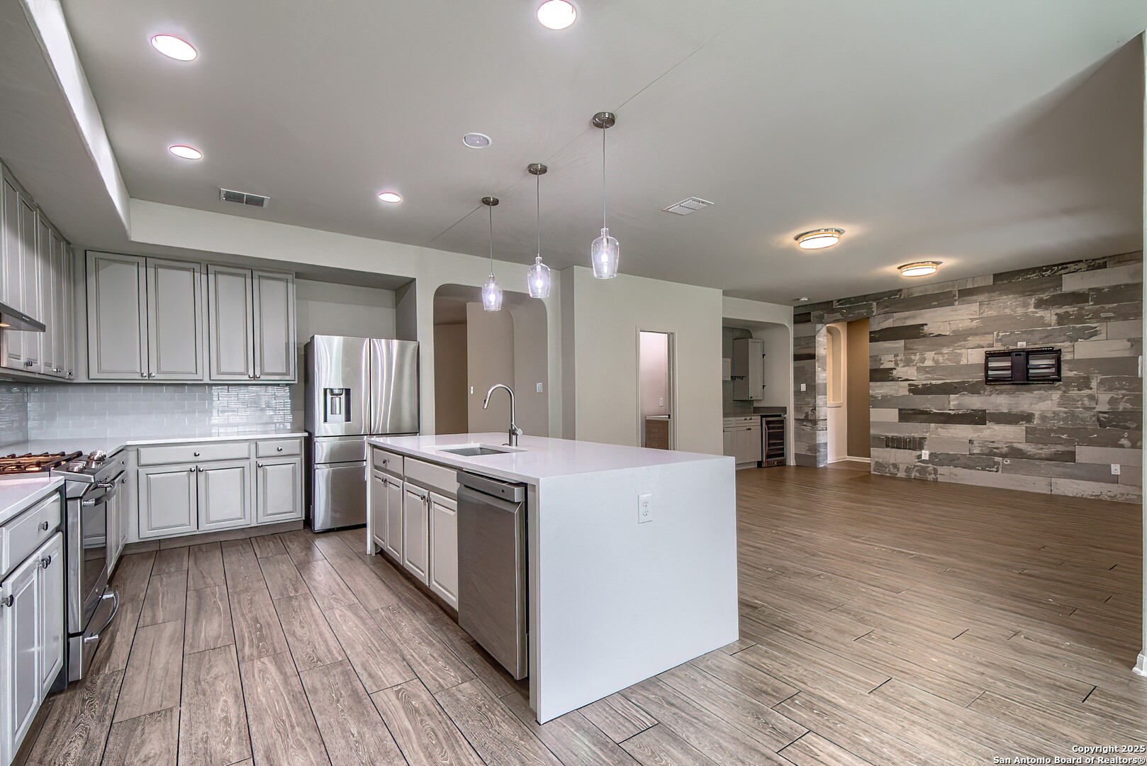19215 Bartlett Bay San Antonio TX 78258