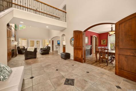 2827 Meadow Breeze New Braunfels TX 78132