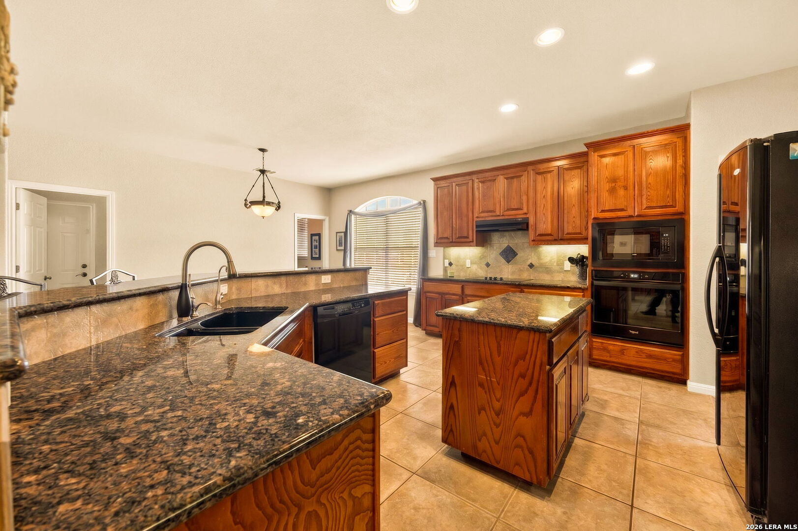 2827 Meadow Breeze New Braunfels TX 78132