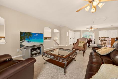 2827 Meadow Breeze New Braunfels TX 78132