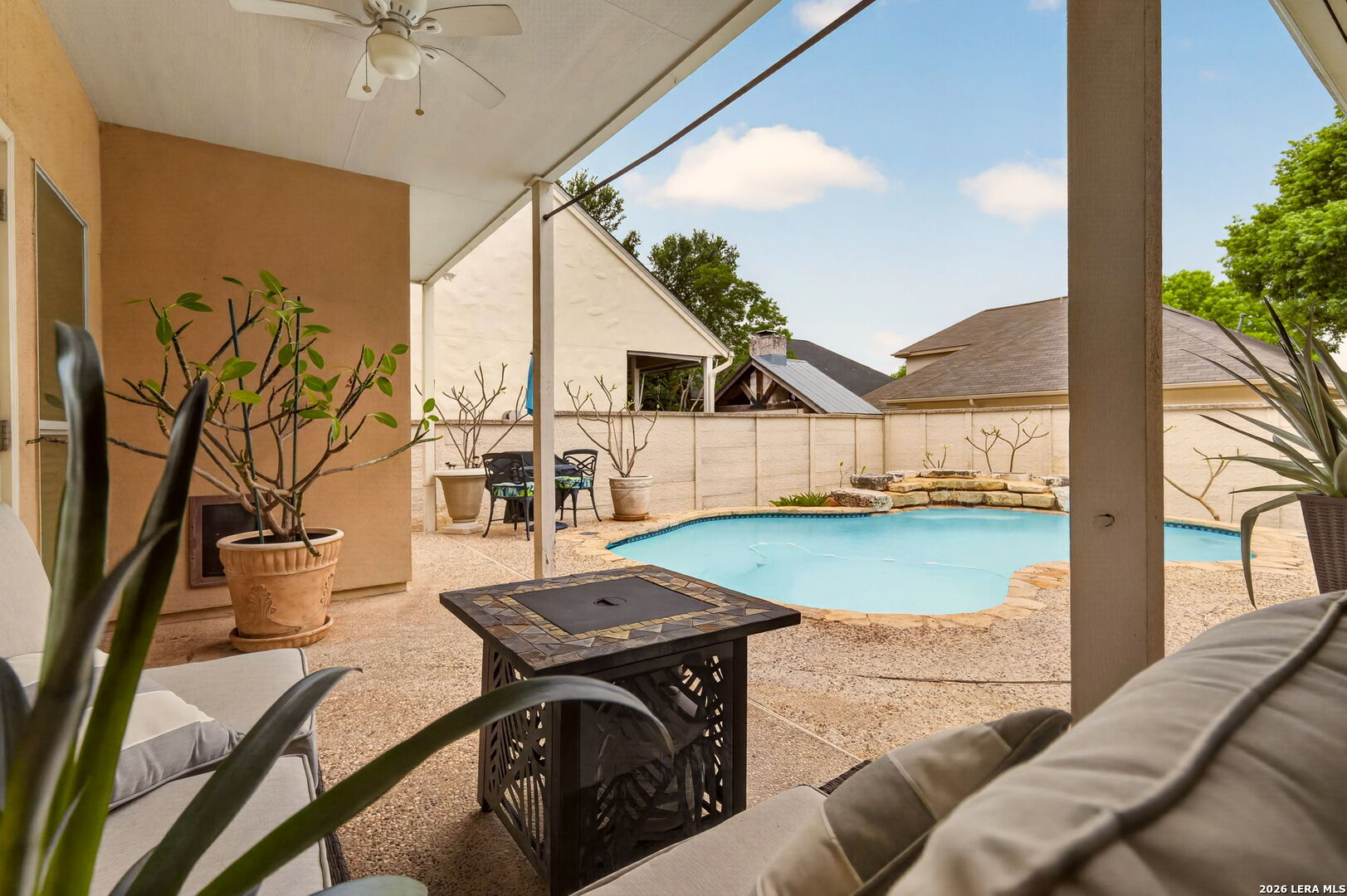 2827 Meadow Breeze New Braunfels TX 78132