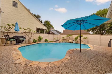 2827 Meadow Breeze New Braunfels TX 78132