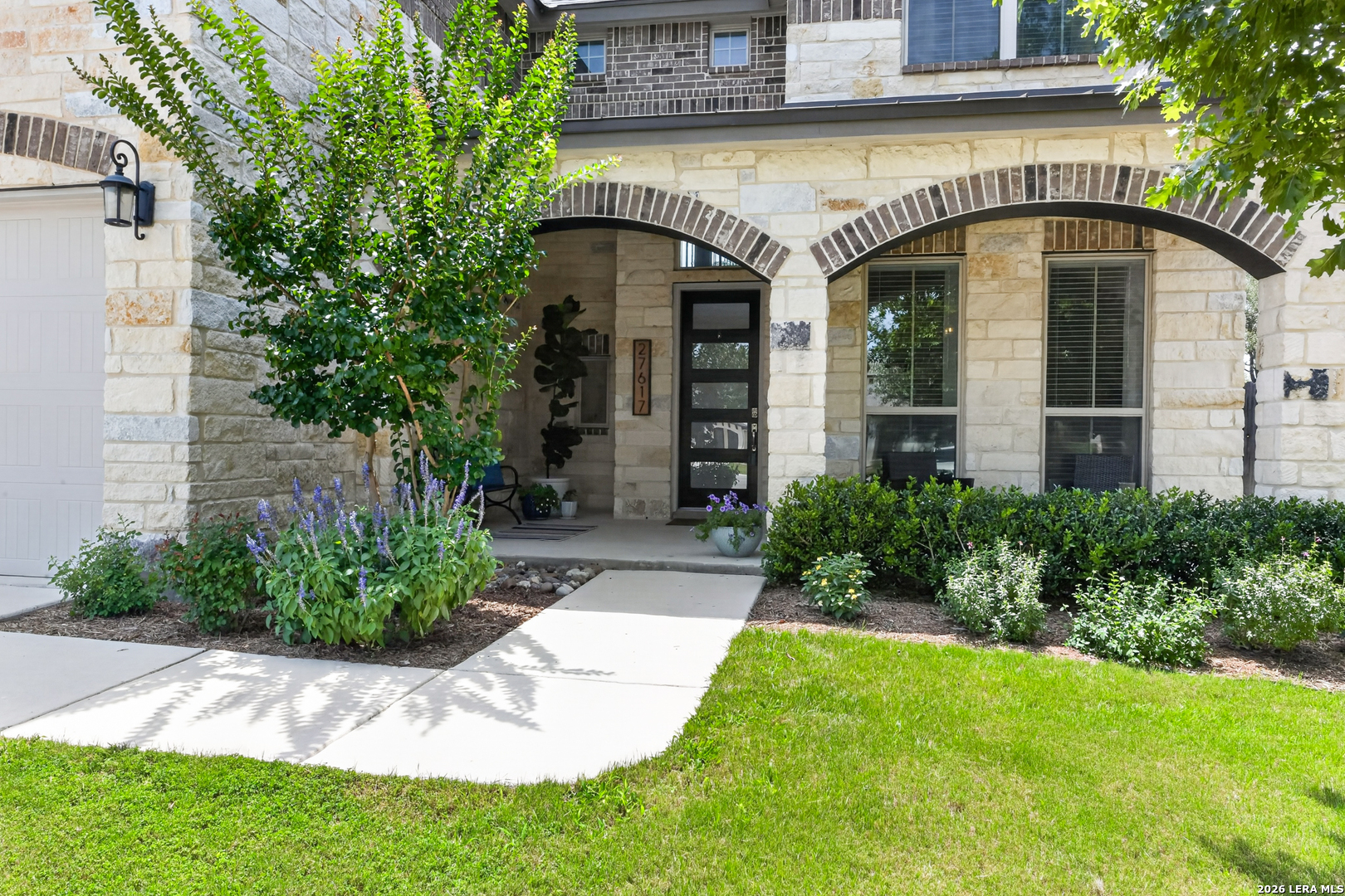27617 Falls Cove Boerne TX 78015