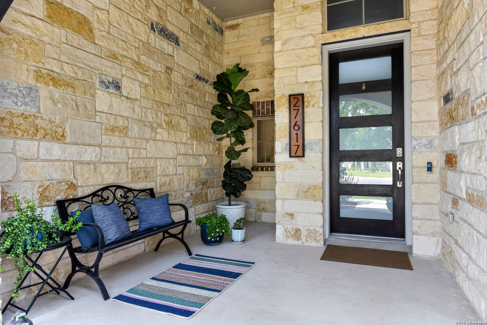 27617 Falls Cove Boerne TX 78015