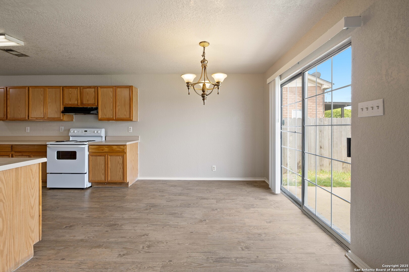6289 Jackies Farm San Antonio TX 78244