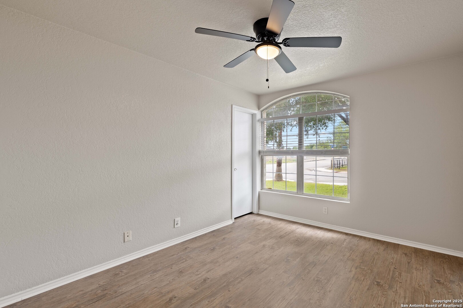 6289 Jackies Farm San Antonio TX 78244