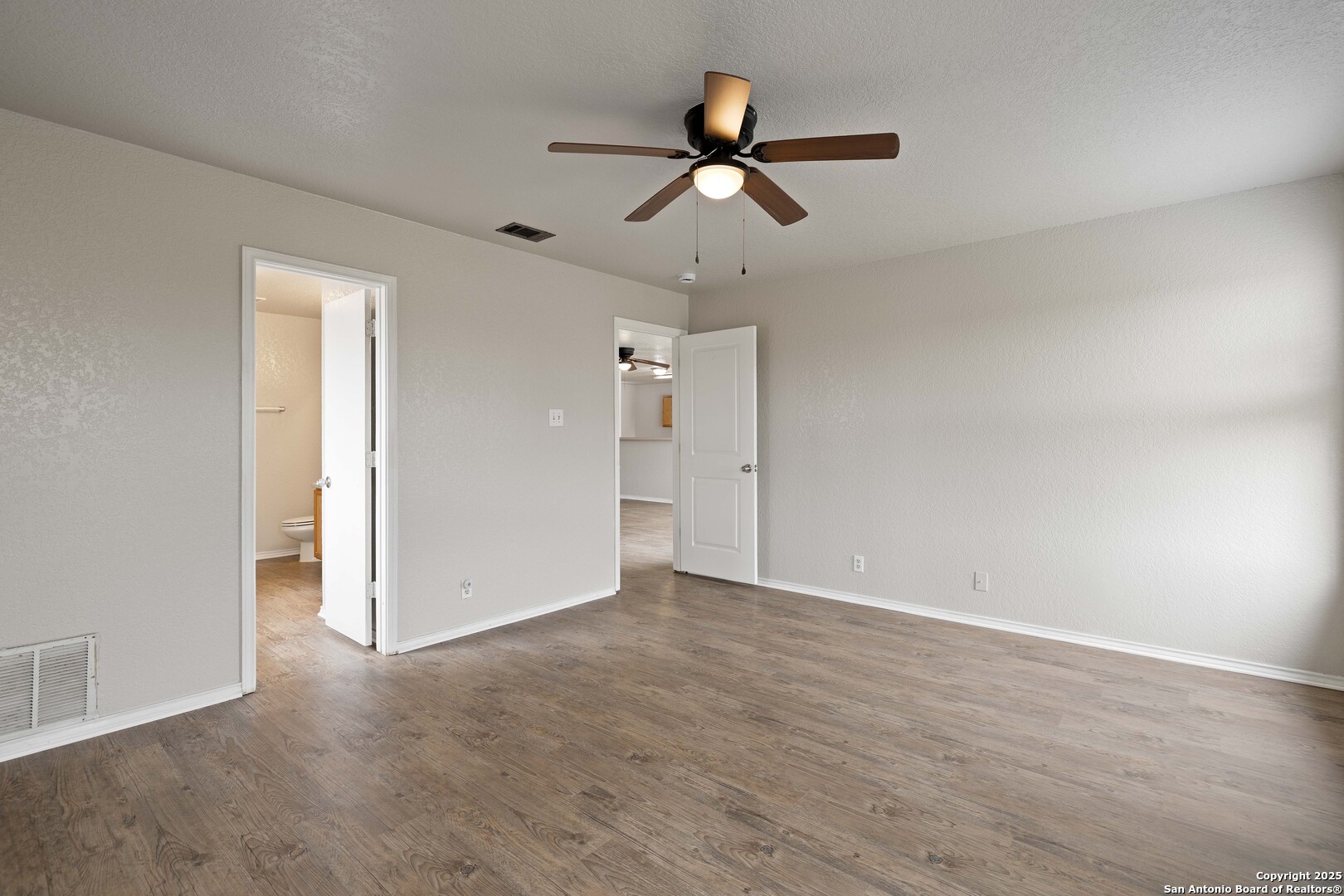 6289 Jackies Farm San Antonio TX 78244
