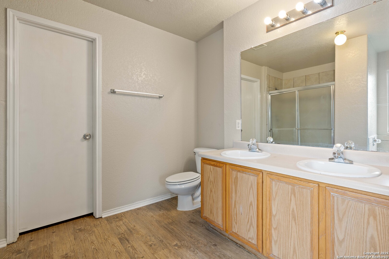 6289 Jackies Farm San Antonio TX 78244