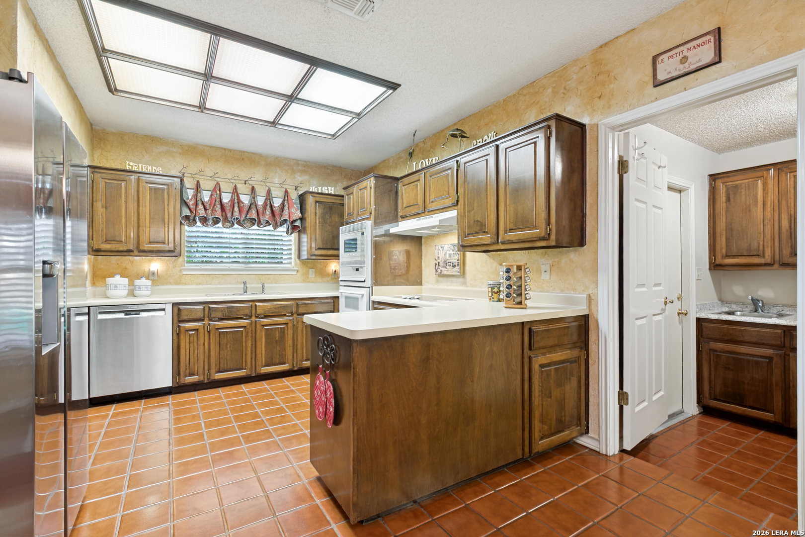 1710 Fawn Crest San Antonio TX 78248