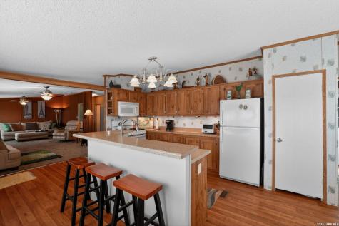 1721 Lakeshore Drive N Bandera TX 78003