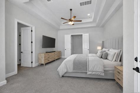 107 Lilly Bluff Castroville TX 78009