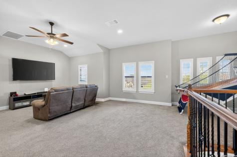 107 Lilly Bluff Castroville TX 78009