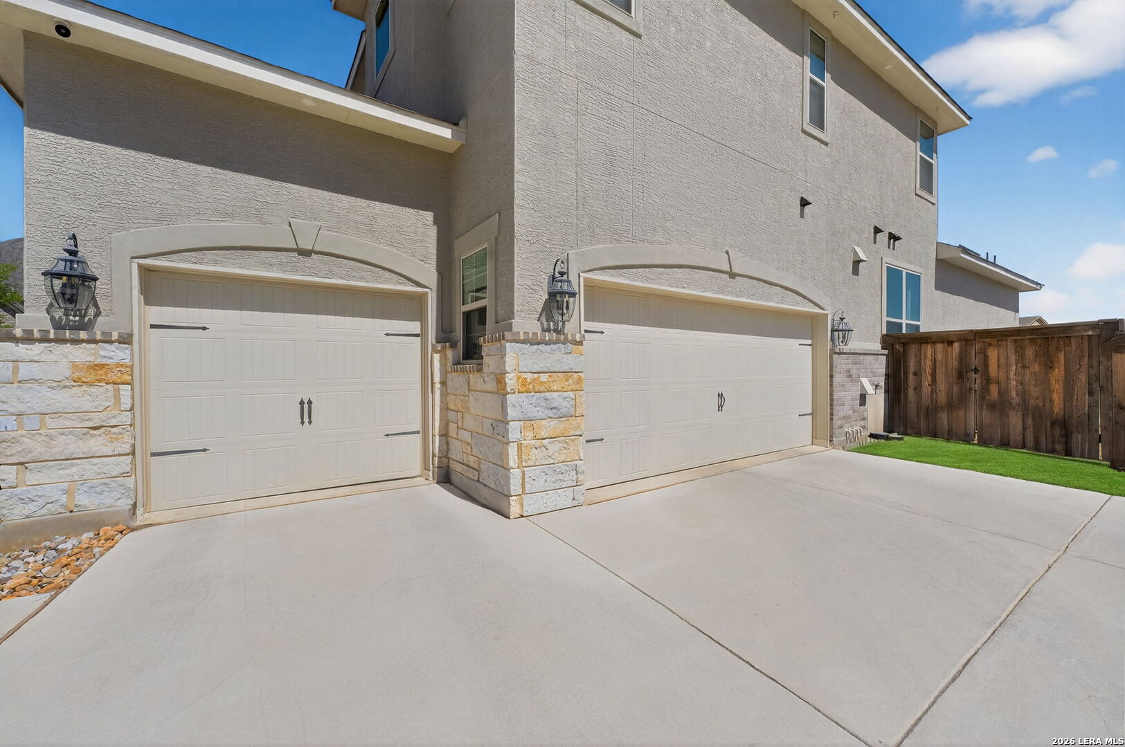 107 Lilly Bluff Castroville TX 78009