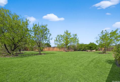 107 Lilly Bluff Castroville TX 78009