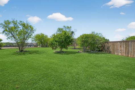 107 Lilly Bluff Castroville TX 78009
