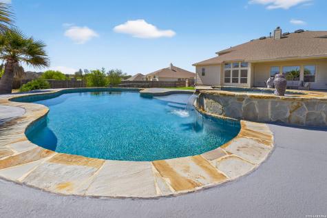 107 Lilly Bluff Castroville TX 78009