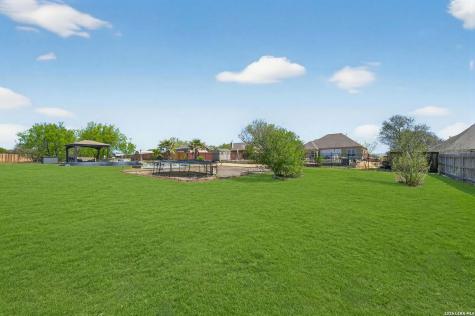 107 Lilly Bluff Castroville TX 78009