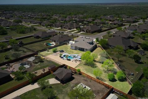 107 Lilly Bluff Castroville TX 78009