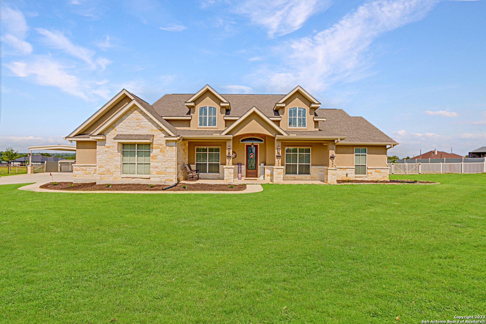 120 Westfield Ranch La Vernia TX 78121