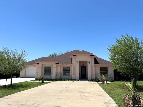 4178 Black Tail Drive Eagle Pass TX 78852